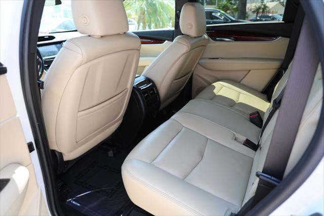 used 2017 Cadillac XT5 car, priced at $12,995