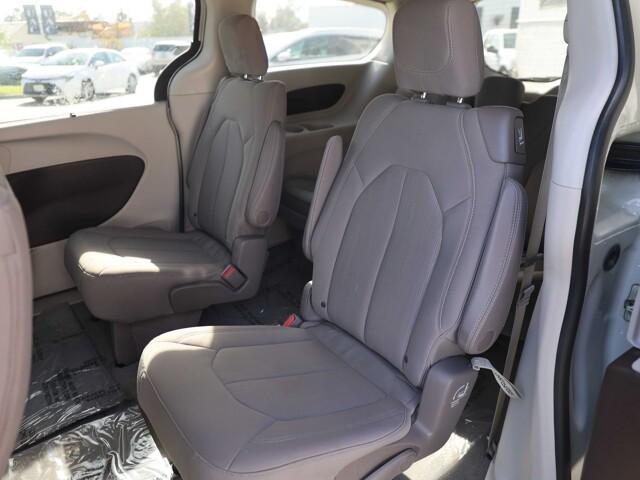 used 2021 Chrysler Pacifica car, priced at $14,995