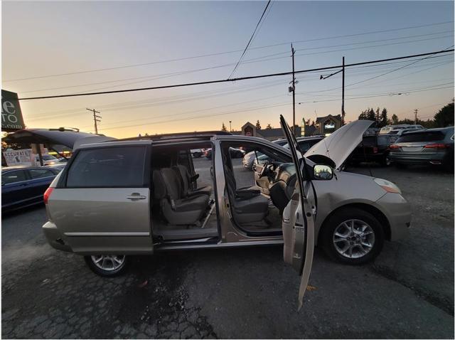 used 2006 Toyota Sienna car, priced at $4,365