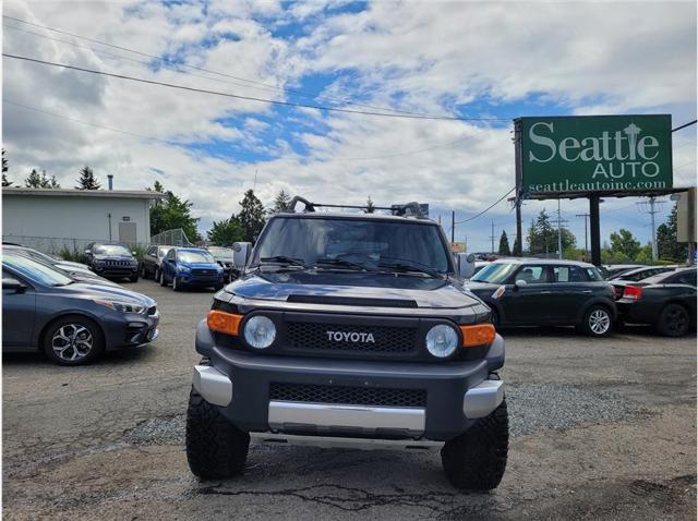 used 2007 Toyota FJ Cruiser car, priced at $14,485