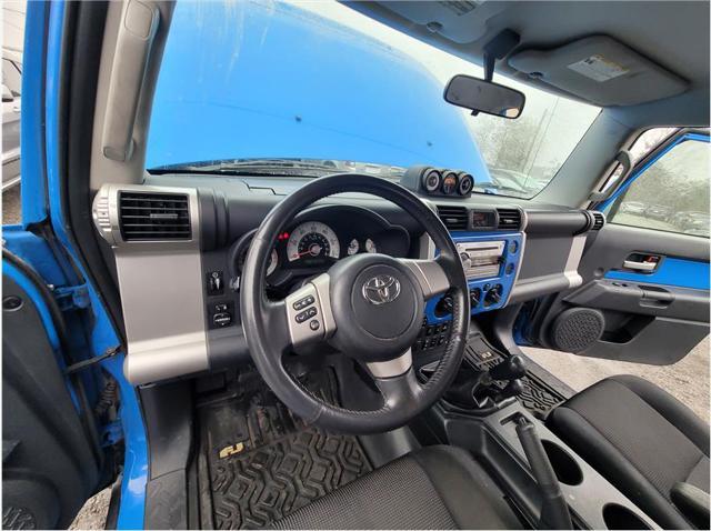 used 2007 Toyota FJ Cruiser car, priced at $13,675