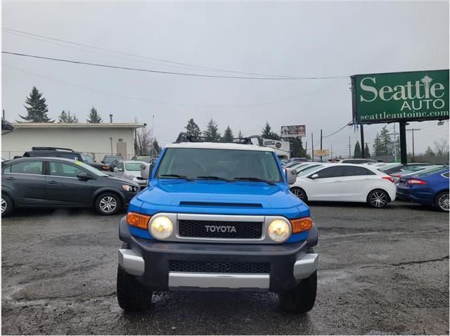 used 2007 Toyota FJ Cruiser car, priced at $13,675