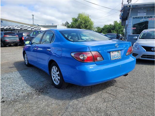 used 2004 Lexus ES 330 car, priced at $5,995