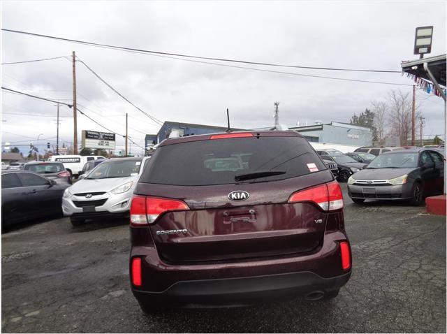 used 2015 Kia Sorento car, priced at $9,475