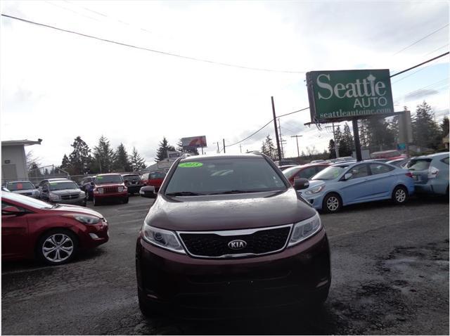 used 2015 Kia Sorento car, priced at $9,475