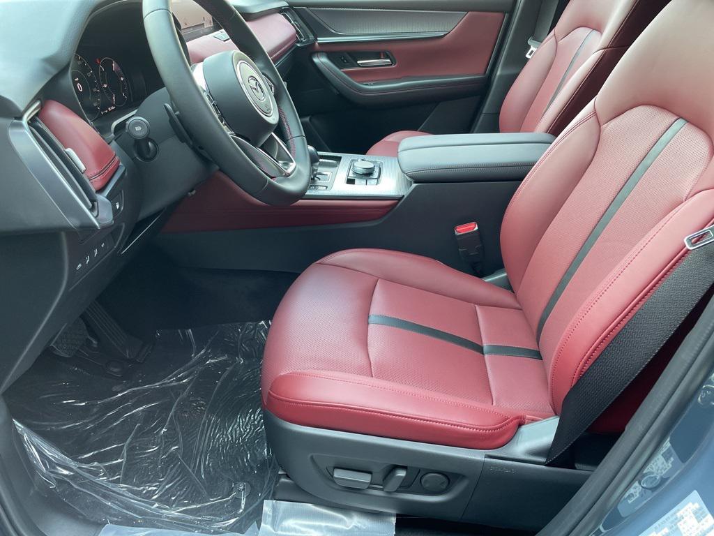 new 2025 Mazda CX-70 PHEV car, priced at $59,257