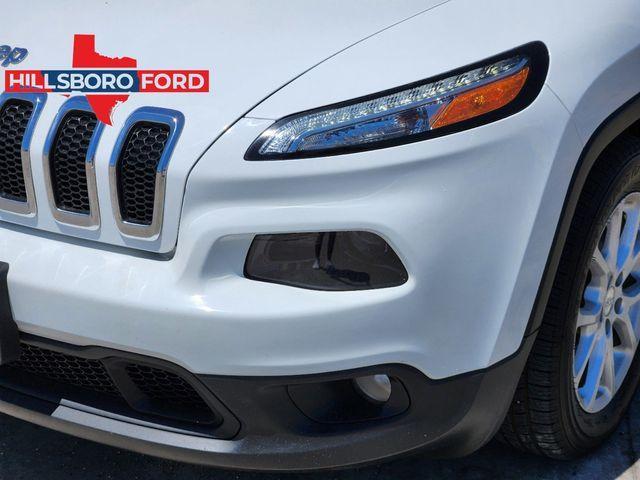 used 2018 Jeep Cherokee car, priced at $13,828