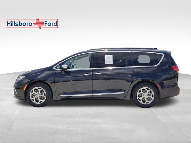 used 2023 Chrysler Pacifica car, priced at $26,617