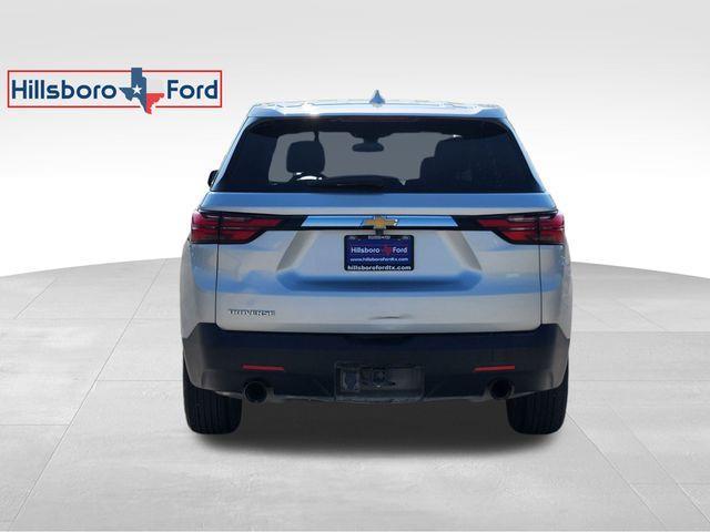used 2022 Chevrolet Traverse car, priced at $19,201