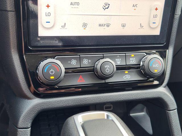 new 2025 Ford Ranger car, priced at $38,667