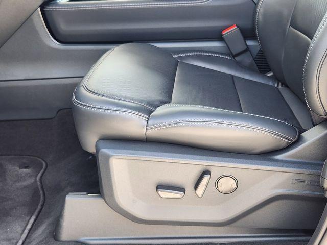 new 2025 Ford Expedition car, priced at $80,470