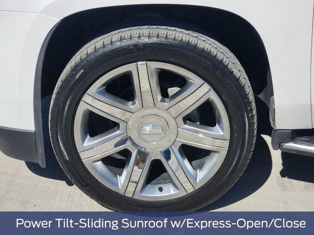 used 2018 Cadillac Escalade ESV car, priced at $27,791