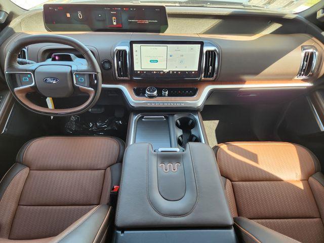 new 2025 Ford Expedition car, priced at $83,394