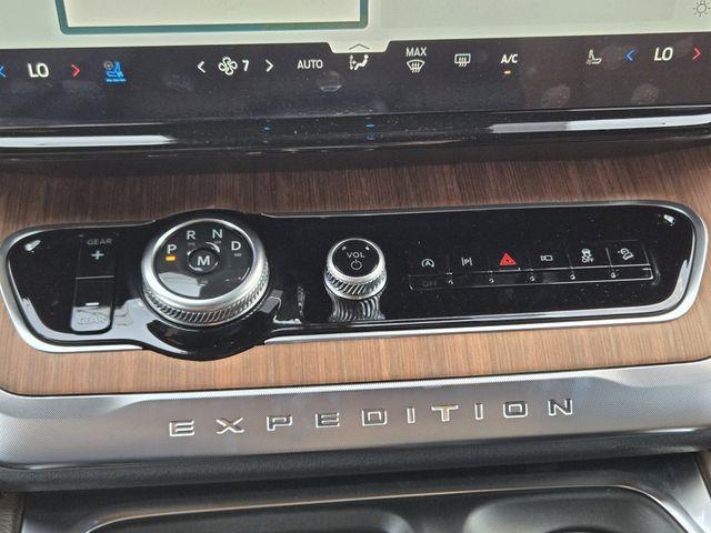 new 2025 Ford Expedition Max car, priced at $86,650