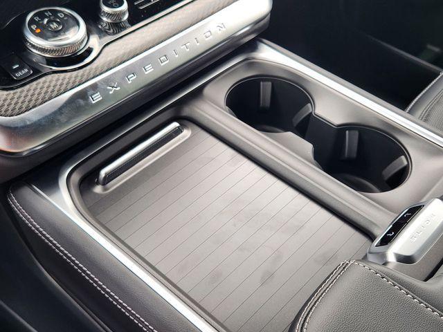 new 2025 Ford Expedition car, priced at $79,336
