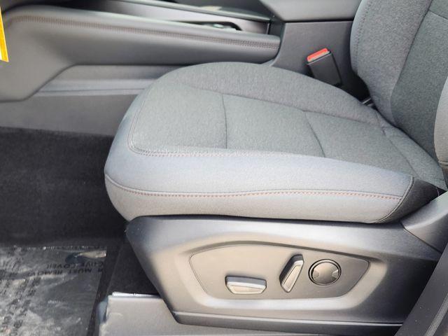 new 2025 Ford Explorer car, priced at $39,180