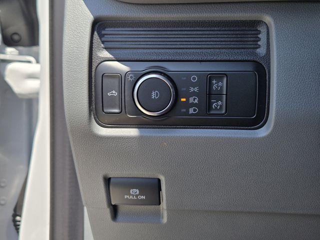 new 2025 Ford F-250 car, priced at $52,284
