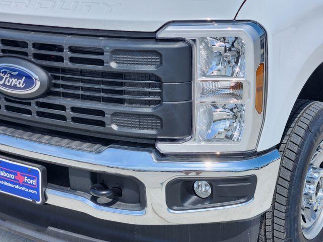 new 2024 Ford F-350 car, priced at $54,500