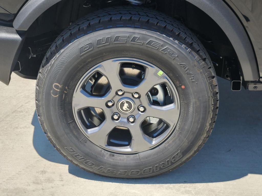new 2025 Ford Bronco car, priced at $42,172