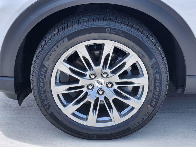 new 2025 Ford Explorer car, priced at $40,720