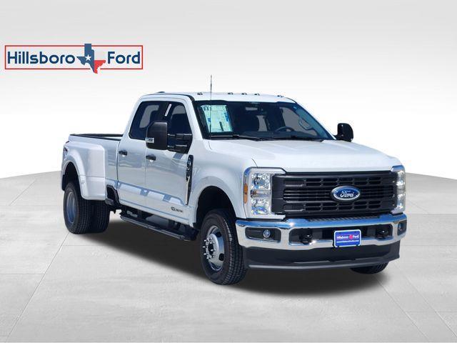 new 2025 Ford F-350 car, priced at $65,951
