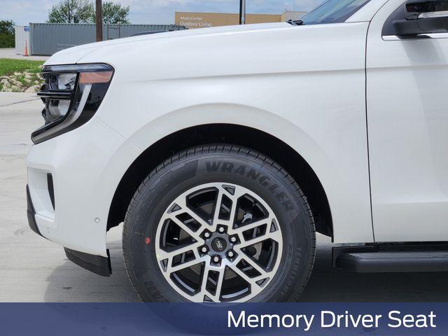 new 2025 Ford Expedition Max car, priced at $67,669