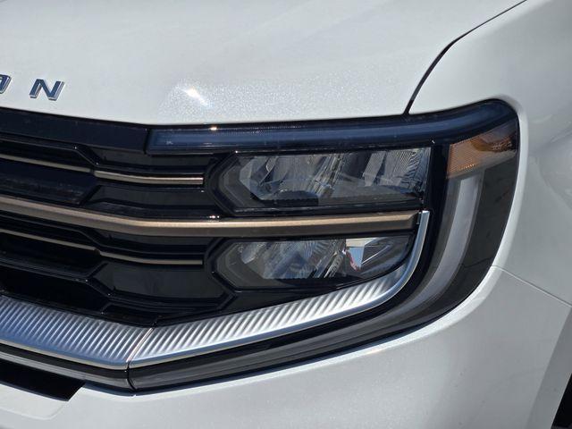 new 2025 Ford Expedition car, priced at $86,645