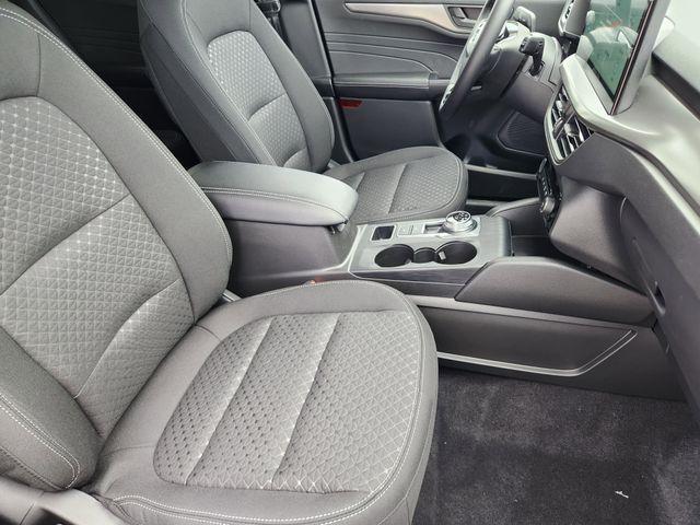 new 2025 Ford Escape car, priced at $29,949