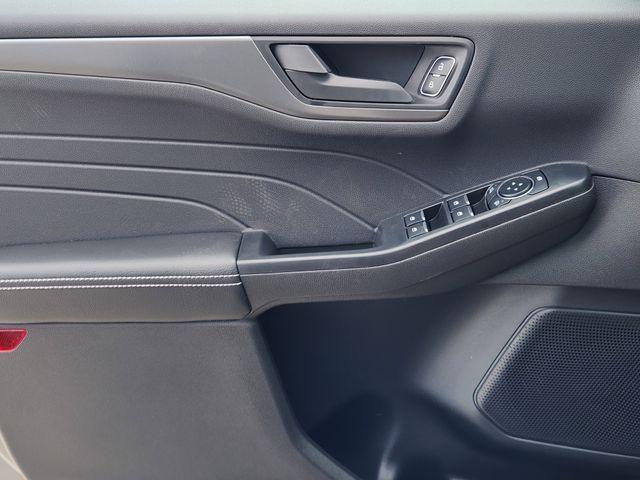 new 2025 Ford Escape car, priced at $29,949
