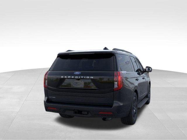 new 2025 Ford Expedition car, priced at $68,210