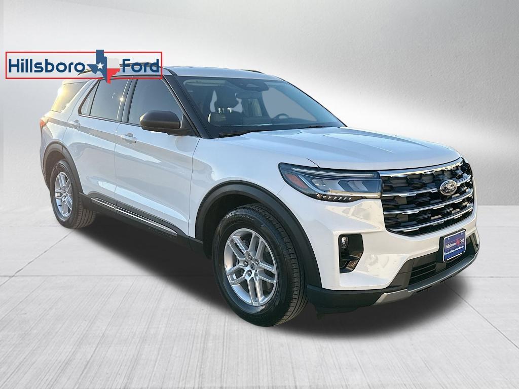 new 2025 Ford Explorer car, priced at $40,309
