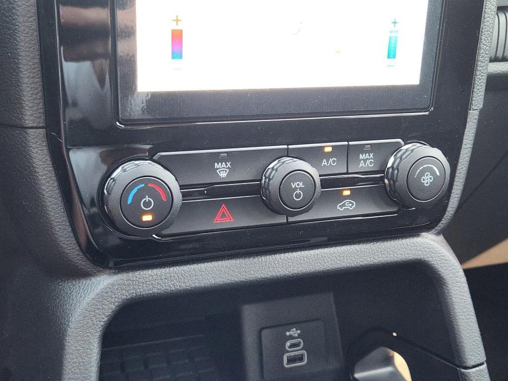 new 2025 Ford Ranger car, priced at $37,703