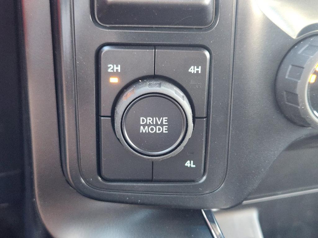 new 2025 Ford F-150 car, priced at $47,201