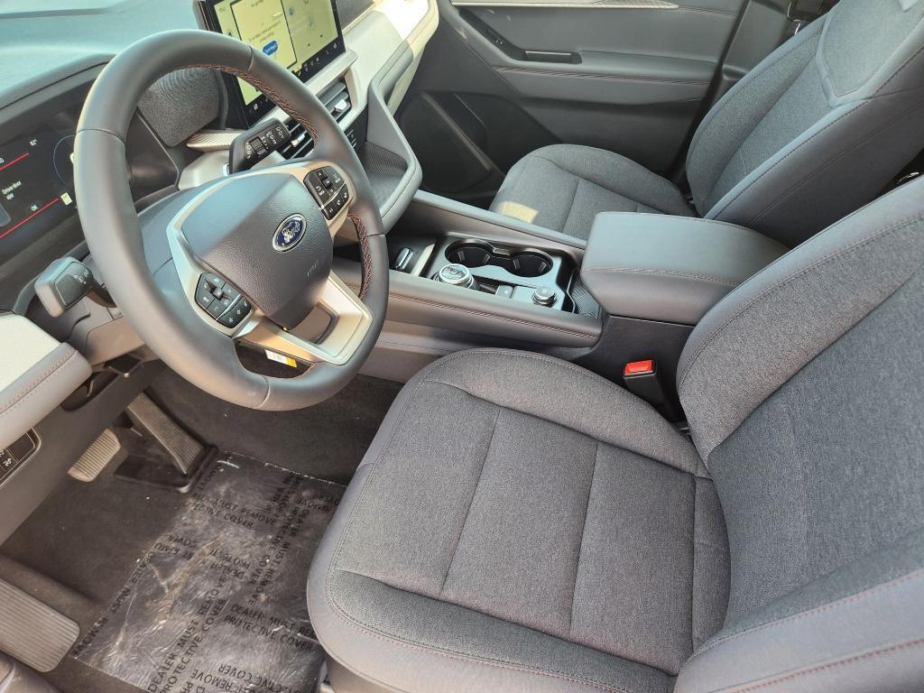new 2025 Ford Explorer car, priced at $39,367