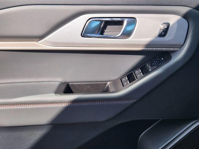 new 2025 Ford Explorer car, priced at $39,367