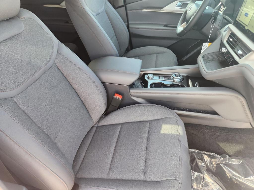 new 2025 Ford Explorer car, priced at $39,367