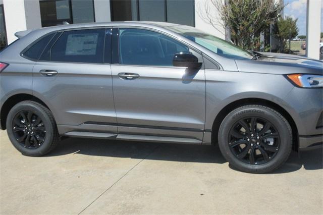 new 2024 Ford Edge car, priced at $35,630