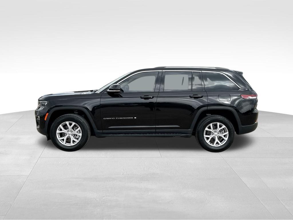 used 2022 Jeep Grand Cherokee car, priced at $30,214