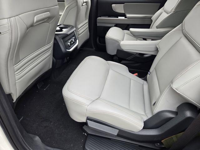 new 2025 Ford Expedition car, priced at $66,493