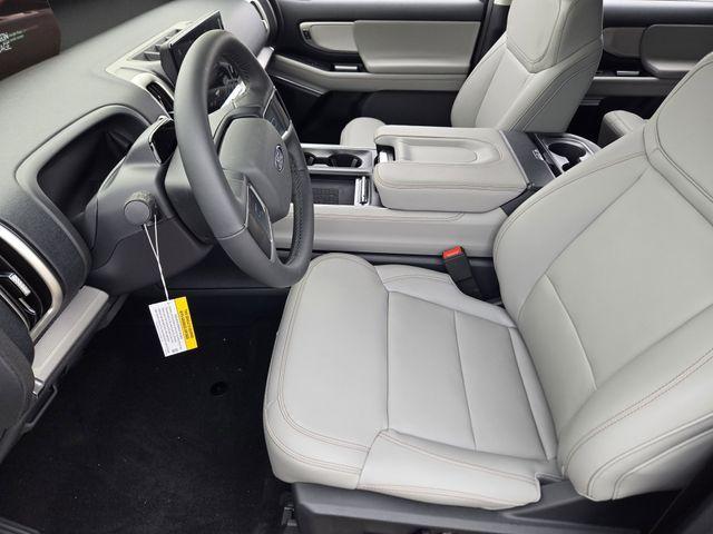 new 2025 Ford Expedition car, priced at $66,493