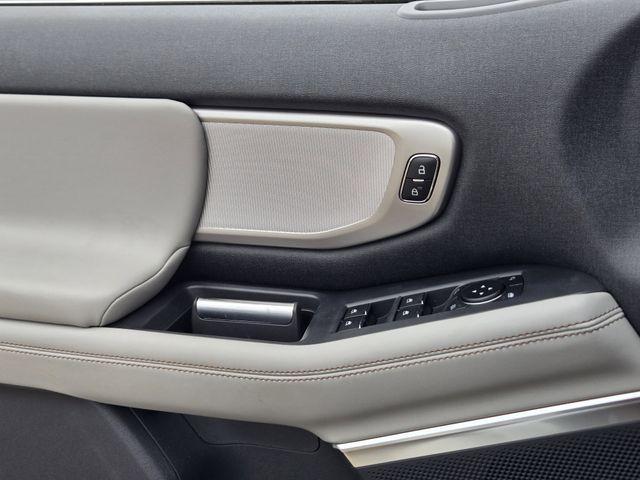 new 2025 Ford Expedition car, priced at $66,493