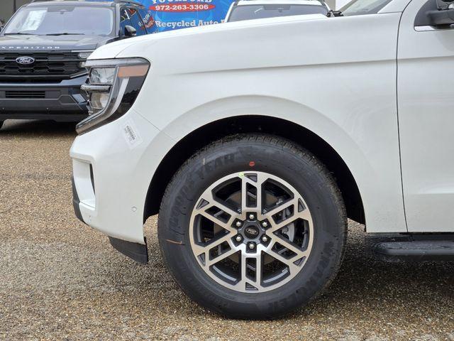 new 2025 Ford Expedition car, priced at $66,493