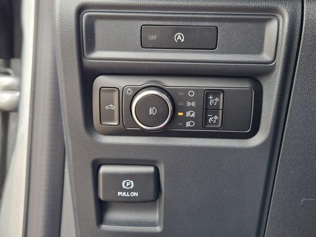 new 2025 Ford F-150 car, priced at $41,013