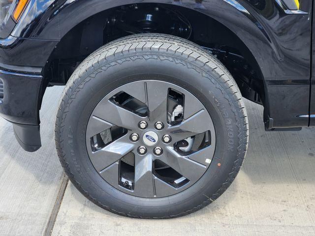 new 2025 Ford F-150 car, priced at $47,701