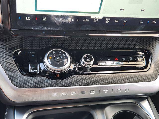new 2025 Ford Expedition Max car, priced at $84,465