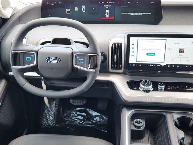 new 2025 Ford Expedition car, priced at $68,210