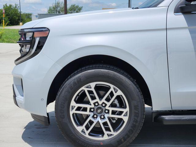 new 2025 Ford Expedition car, priced at $68,210