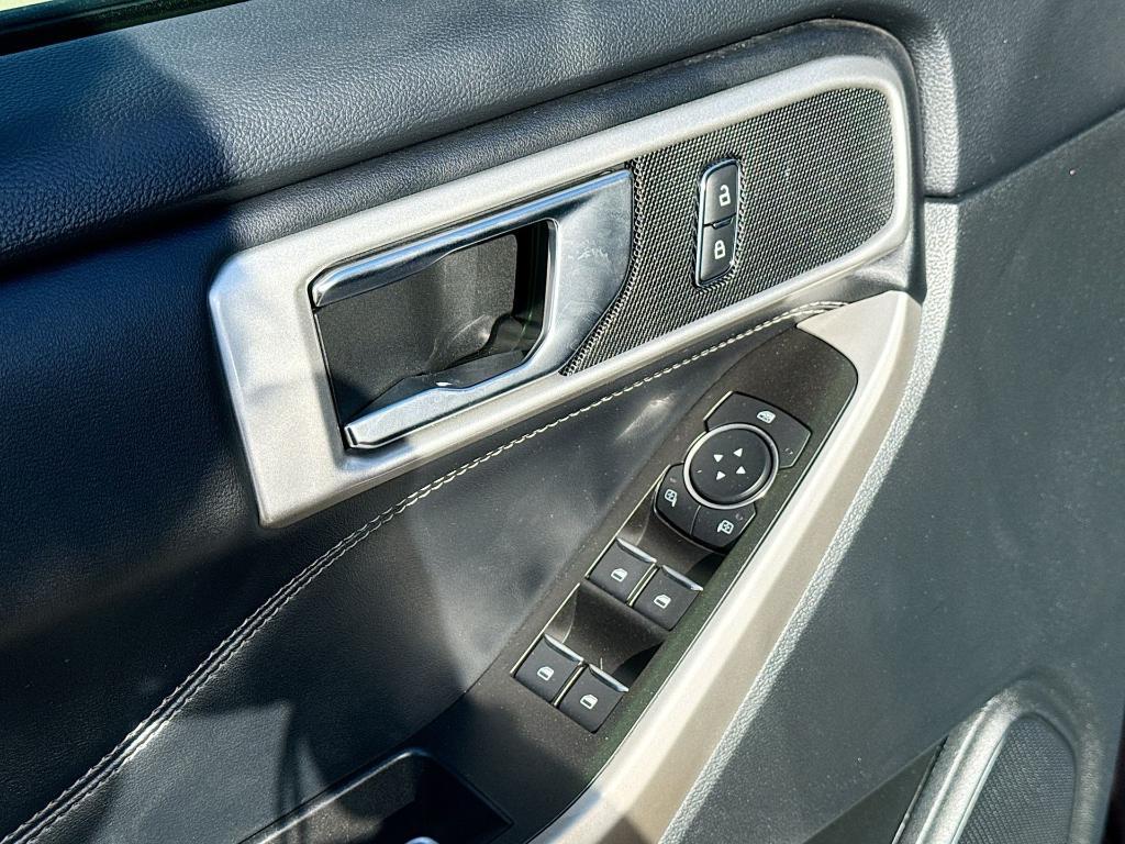 used 2022 Ford Explorer car, priced at $26,955