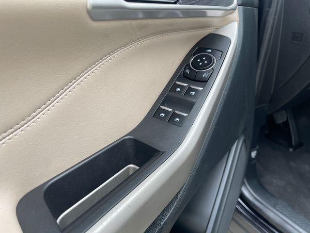 used 2023 Ford Explorer car, priced at $28,440