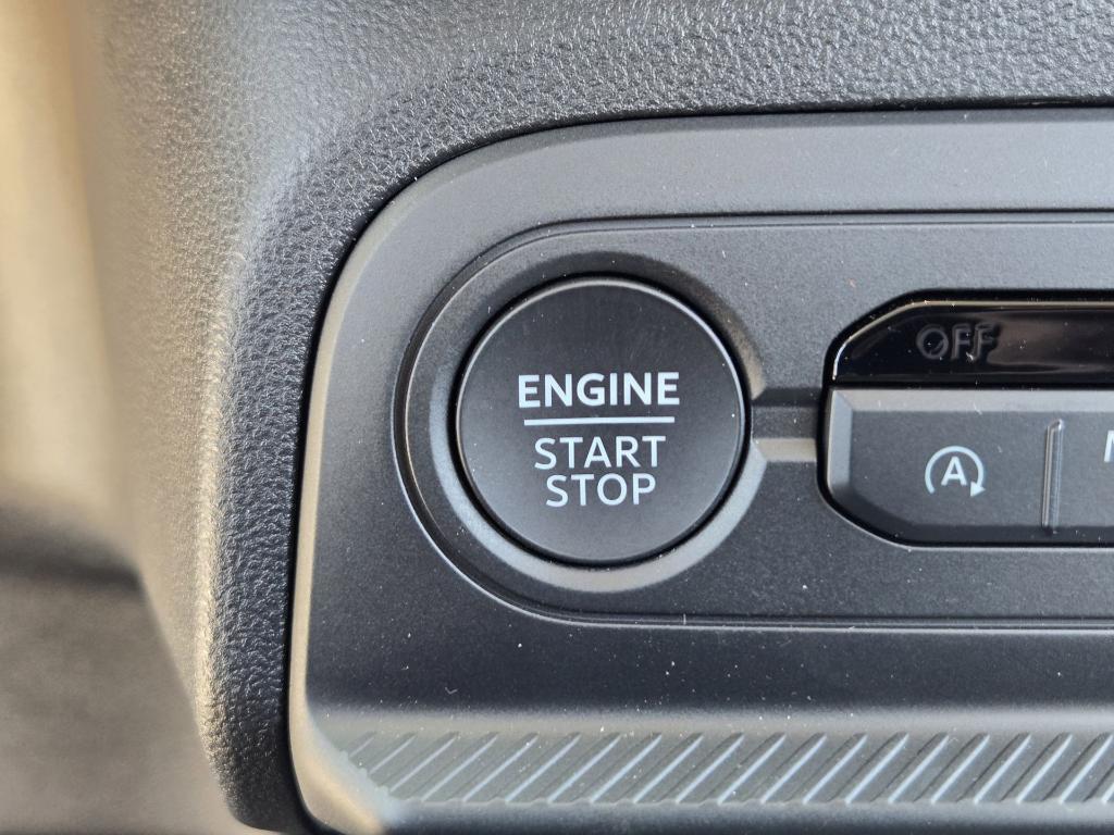 new 2025 Ford Bronco Sport car, priced at $34,880